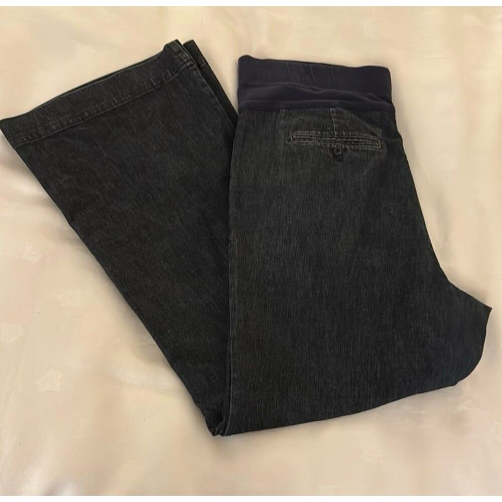 Gap Maternity blue denim wide leg jeans. Size 16